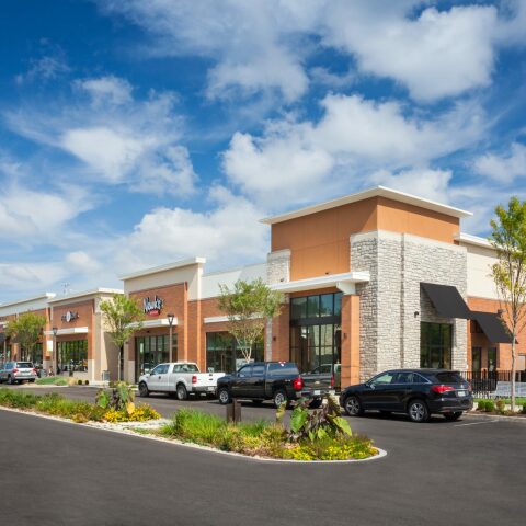 Street view of Brentwood City Park shopping complex.